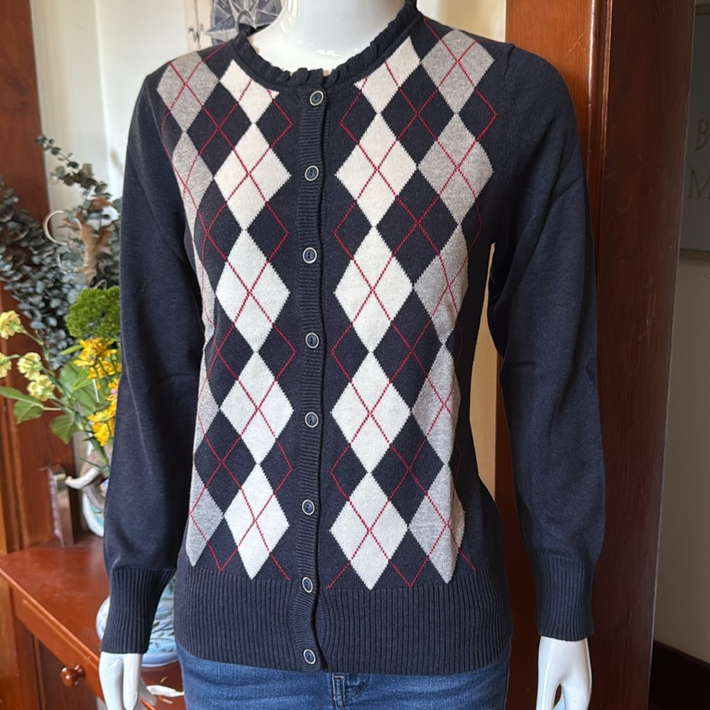 NWT northern reflections size small Argyle Button-Up Cardigan Sweater
